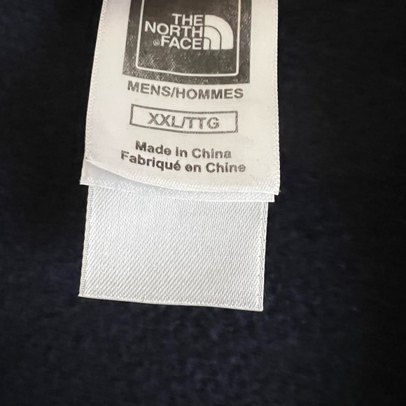 The North Face Navy Blue mens zip hoodie!! Very good condition. Size XXL - Picture 6 of 7